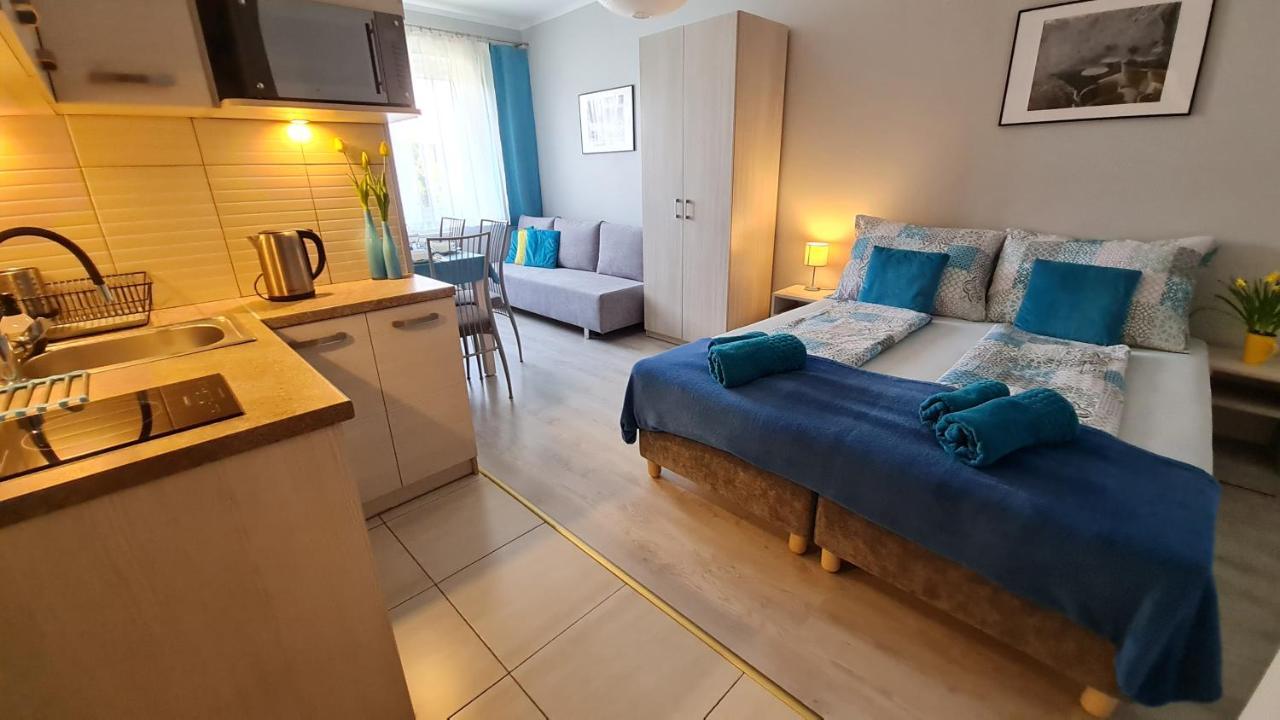 Bela - Pokoje Z Aneksami I Apartamenty โควอบเซก ภายนอก รูปภาพ