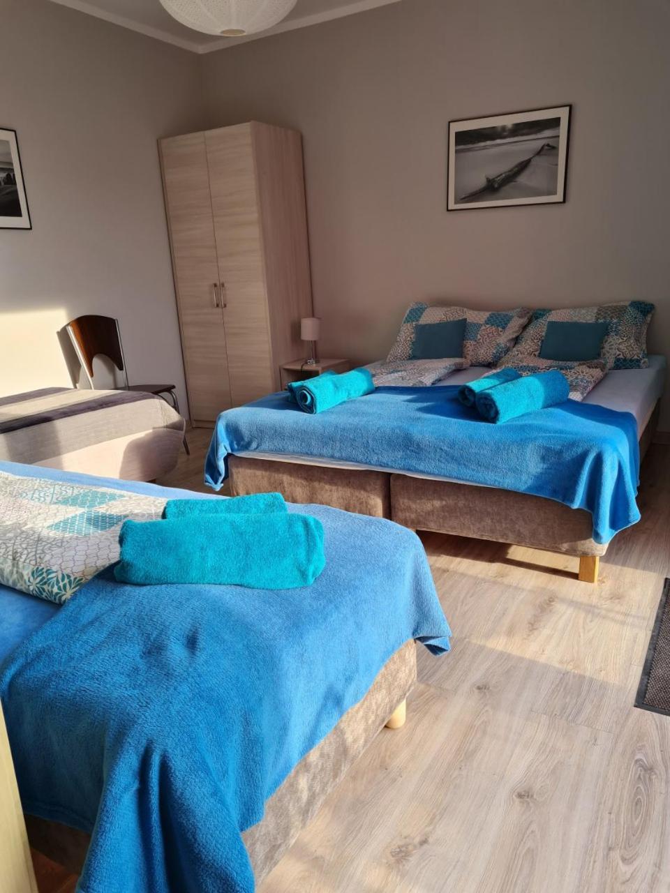 Bela - Pokoje Z Aneksami I Apartamenty โควอบเซก ภายนอก รูปภาพ